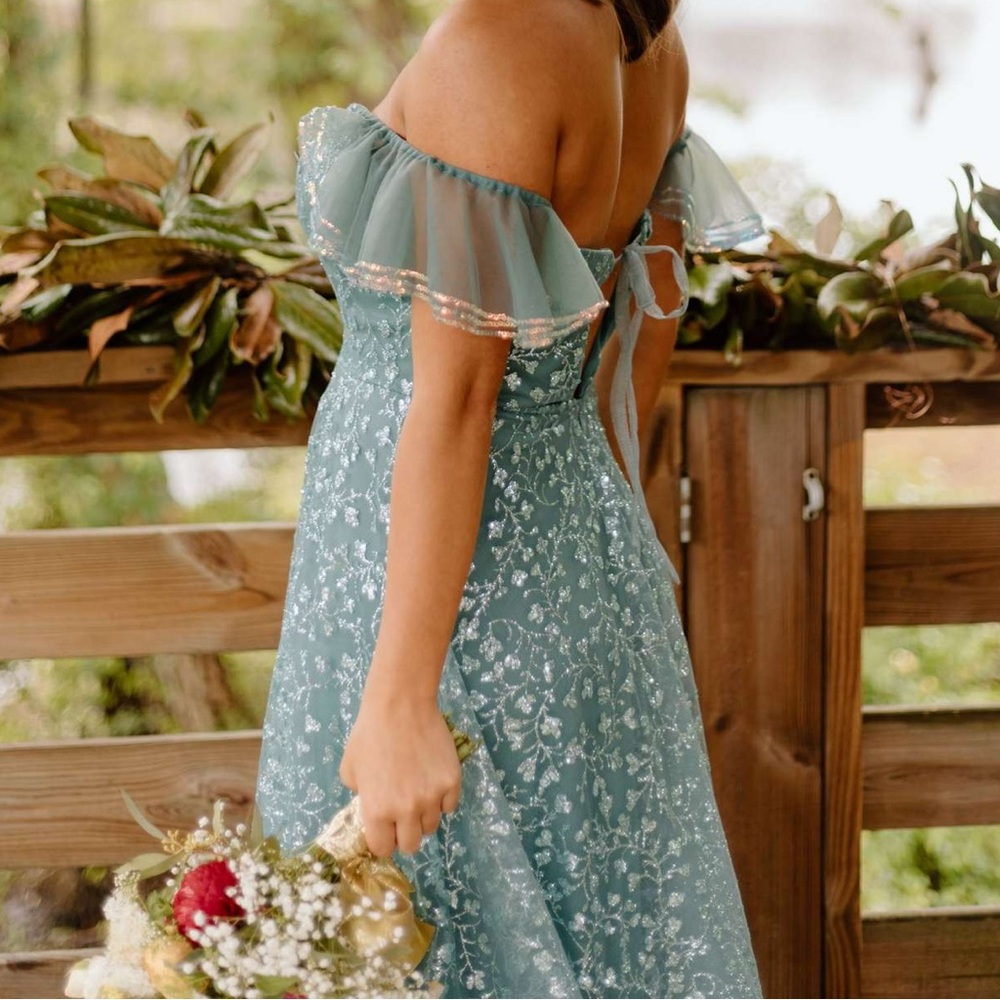 Ellie Wilde EW34063 Prom Dress - Picture 4 of 5